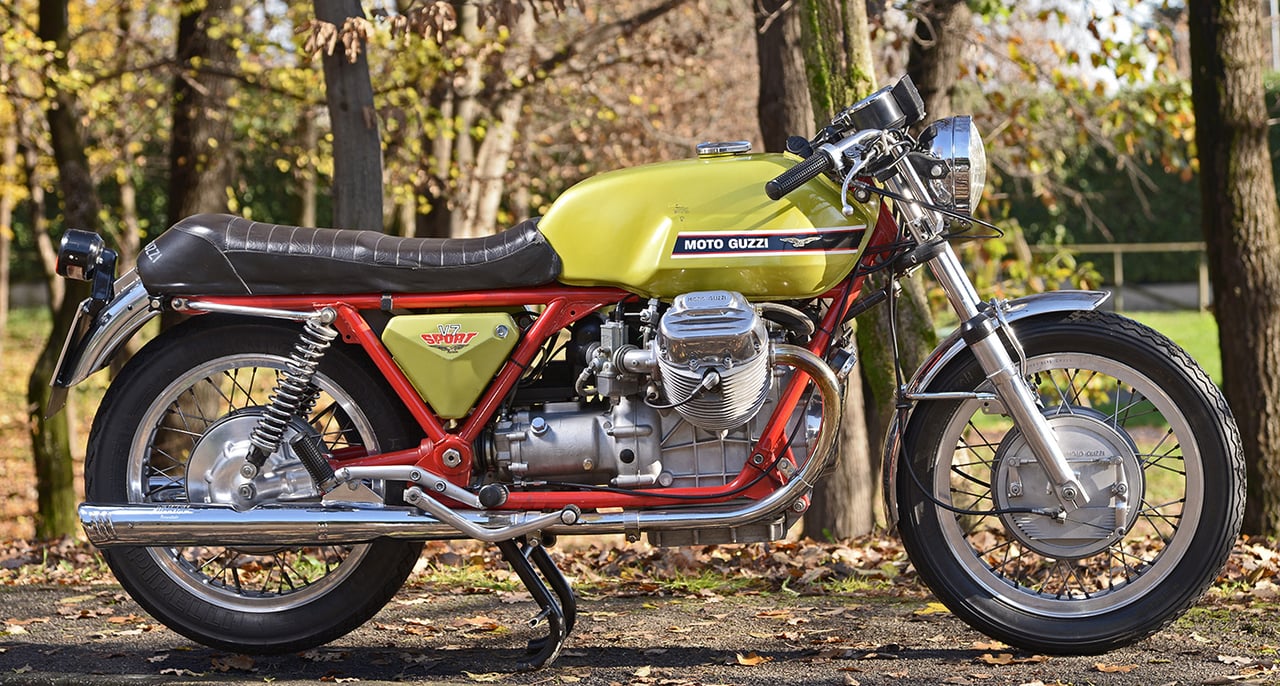 Moto miniature de collection Guzzi