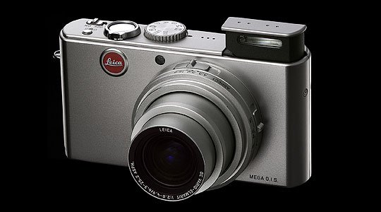 The new LEICA D-LUX 2  Classic Driver Magazine