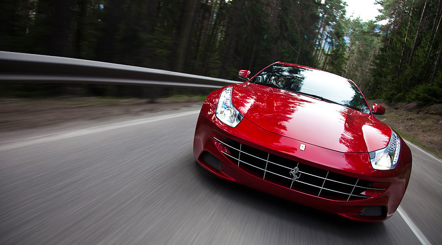 Driven: Ferrari FF... Four by Four by Four