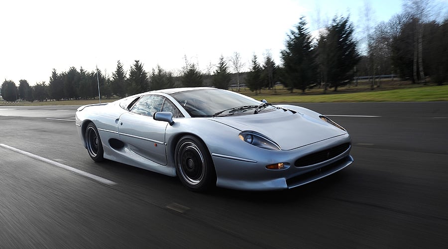 Jaguar XJ220