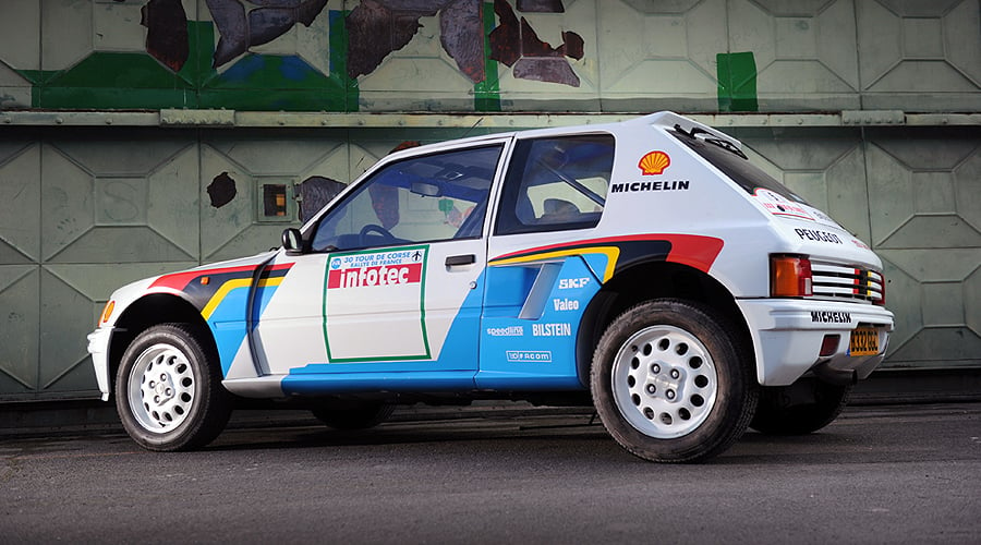 Peugeot 205 T16: Homologation handful