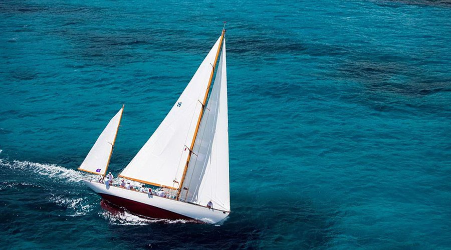 Antigua Classic Yacht Regatta: Segeln im Land über den Winden