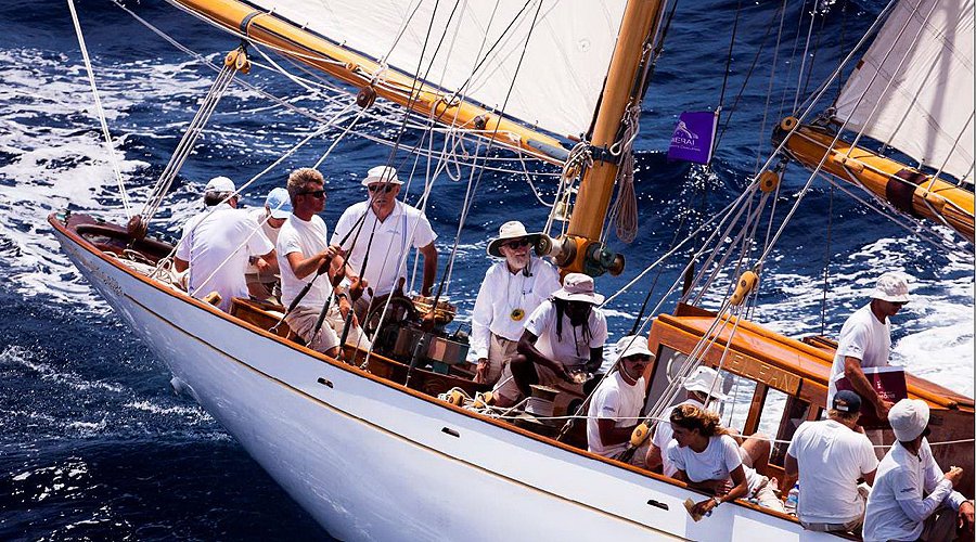 Antigua Classic Yacht Regatta: Segeln im Land über den Winden