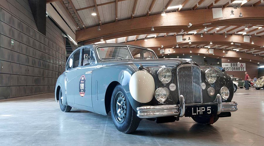 Jaguar Mk VII: Schnell statt schwerelos