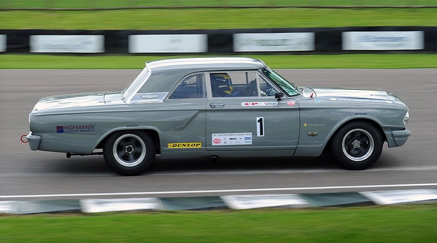 Video: Holman Moody Ford Fairlane in Goodwood