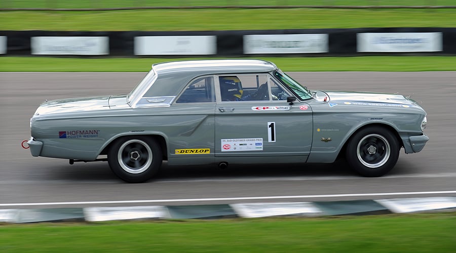 Video: Holman Moody 1964 Ford Fairlane 7-litre at Goodwood