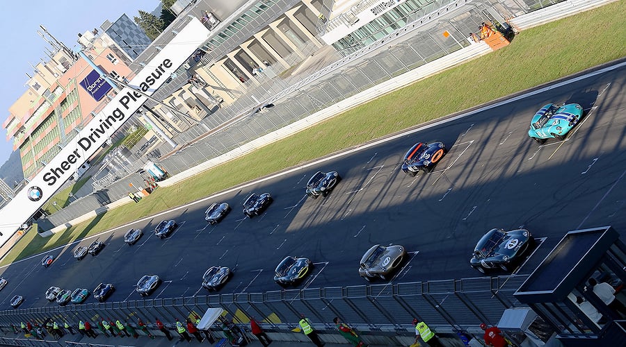 Ring of Fire: Asphalt-Glühen beim 40. Oldtimer-Grand-Prix am Nürburgring