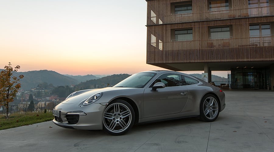 Porsche 911 Carrera 4 and 4S: Autumn heroes