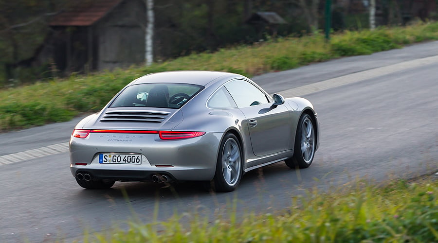 Porsche 911 Carrera 4 and 4S: Autumn heroes