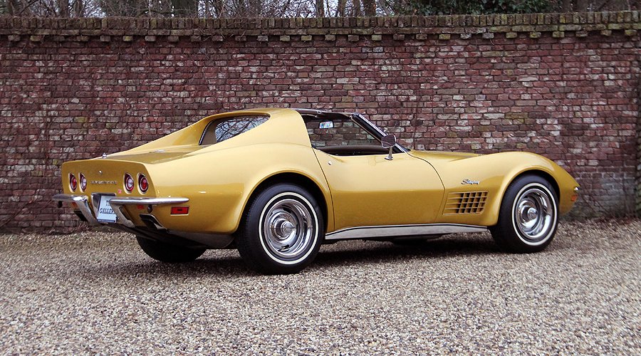 Chevrolet Corvette Sting Ray: Space Taxi to the Sky