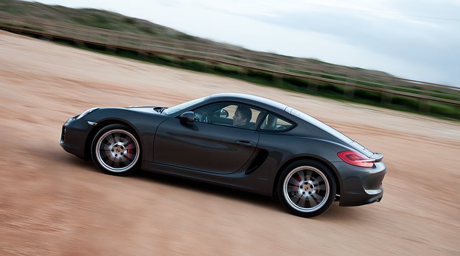 Porsche Cayman S: Love at first sight