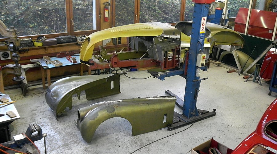 Under Construction: Clark Gables Jaguar XK 120 wird restauriert