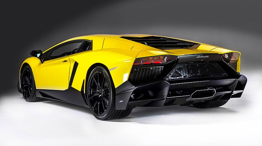 Lamborghini Aventador LP 720-4 50° Anniversario: Jubiläumsstier im Wespenkleid