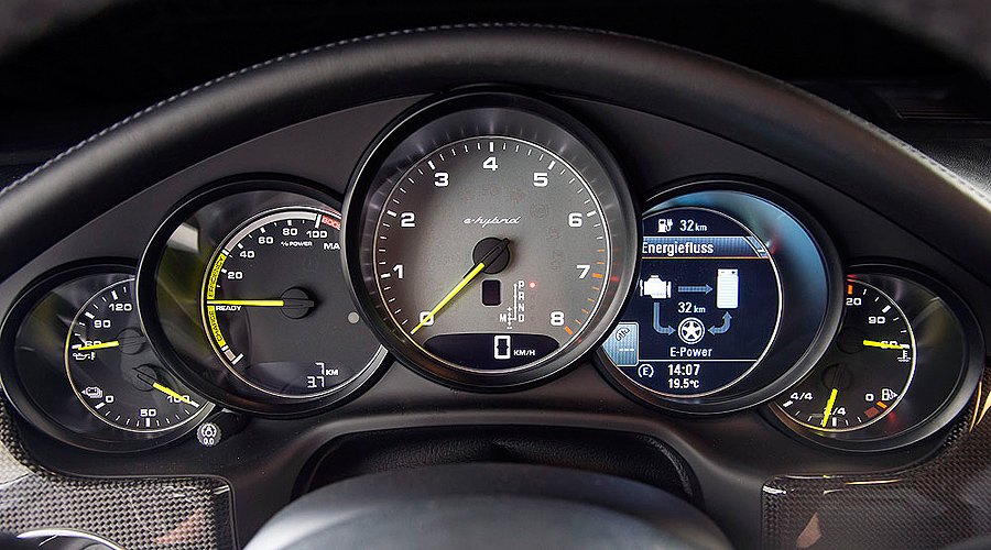Porsche Panamera S E-Hybrid: Lange Leitung