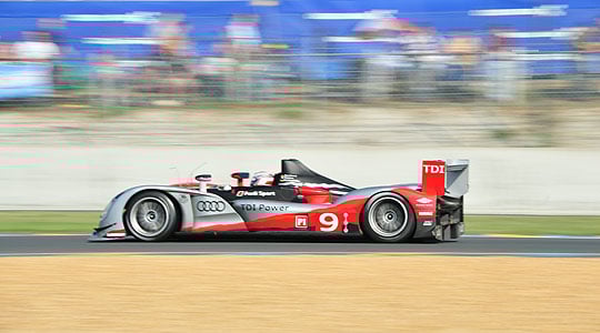 イクソ 1/43 アウディ R10 TDI 2010 ルマン24H #15 C.バッカード