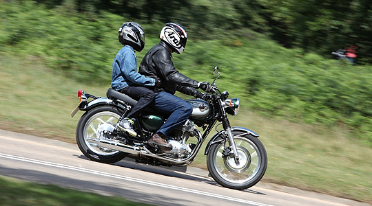 petulance generation velstand Ridden: Kawasaki W800 | Classic Driver Magazine