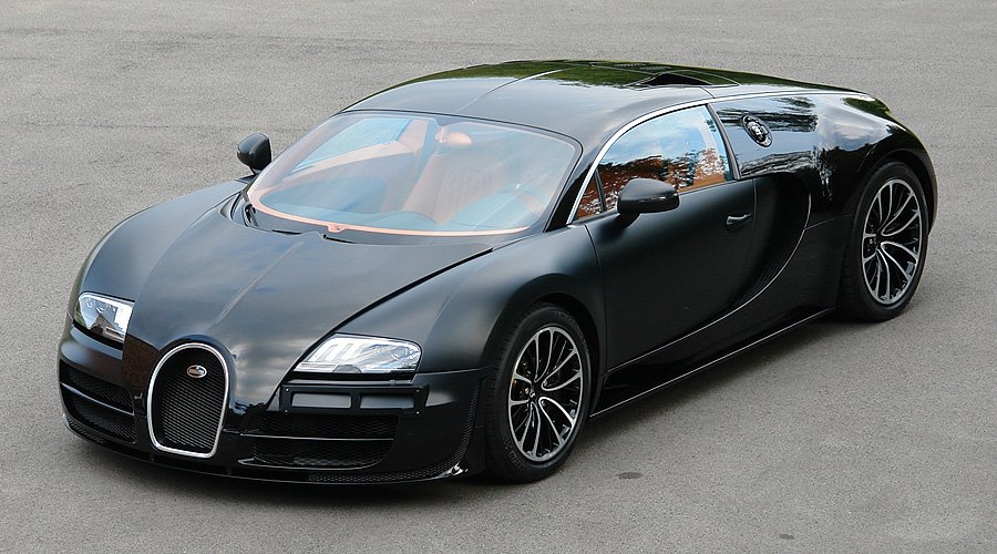 Editor\'s Choice: Bugatti Veyron Sang Driver & Magazine Sang Classic | Blanc Noir