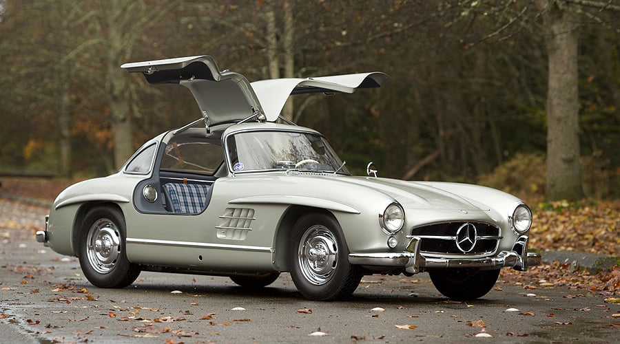Gooding versteigert Alu-Flügeltürer und California Spider in Scottsdale