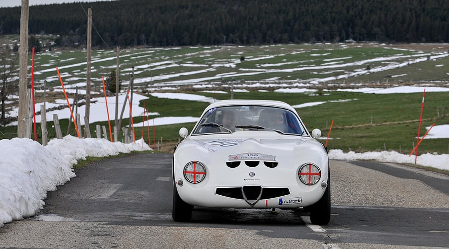 Tour Auto 2012: AC Cobra triumphiert