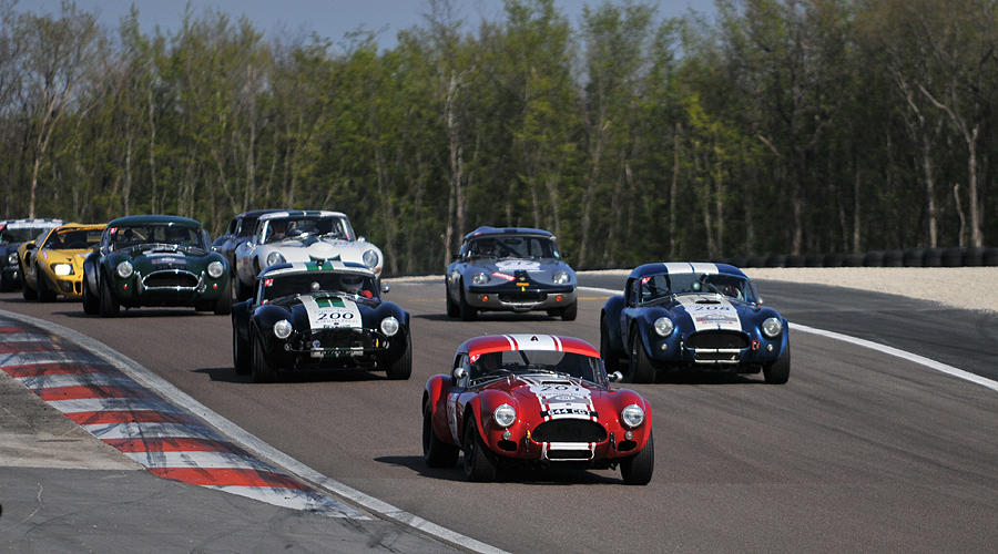 Tour Auto 2012: AC Cobra triumphiert