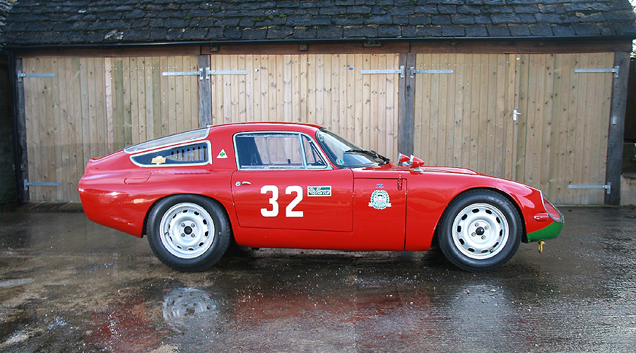 Alfa Romeo TZ1: The 'baby GTO'