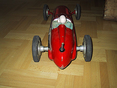 Maserati Tipo 8CLT: Seltenes Blechmodell