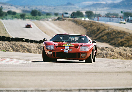 Ford GT40 of Bellm/Lanzante wins in Spain 2002