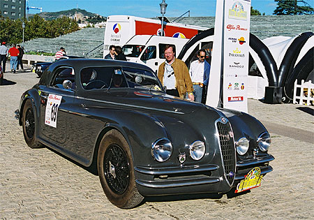 Ford GT40 of Bellm/Lanzante wins in Spain 2002