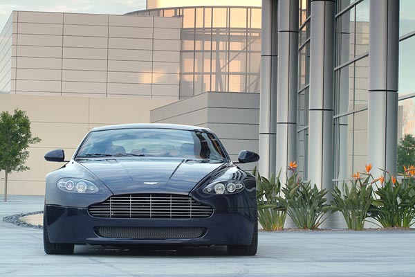 Aston Martin AMV8 Vantage: Neue exklusive Fotoaufnahmen