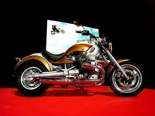 James Bond Exhibition at Barcelona "Salon D'Automobile" 2003