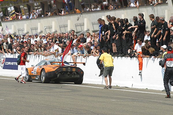 Team Spyker bezwang die legendären 24-Stunden von Le Mans