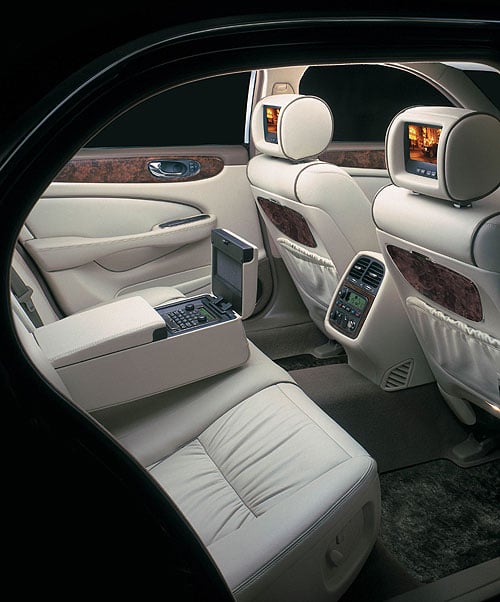 Jaguar XJ - LWB and 'Concept Eight'