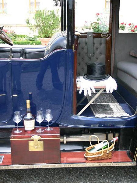 Automobile Nostalgie im Schlosspark hat Zukunft