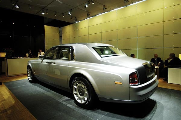 Paris Motor Show 2004 - Review