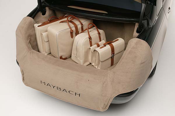 Maybach's brilliant idea: Gold rather than chrome interior