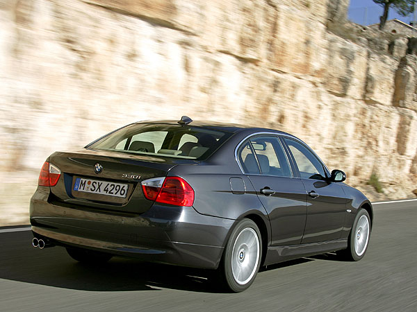 BMW 330i