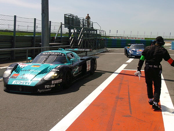 Maserati MC12 dominieren in Magny Cours