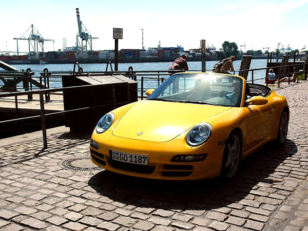 Porsche 911 Carrera Cabriolet