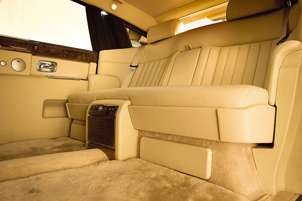 Rolls-Royce Premiere bei der Hammer Gruppe