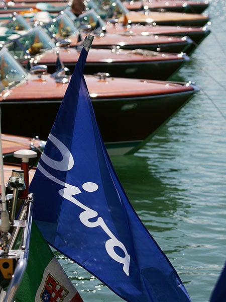 Riva Meeting 2006: Bootsklassiker auf dem Canal Grande