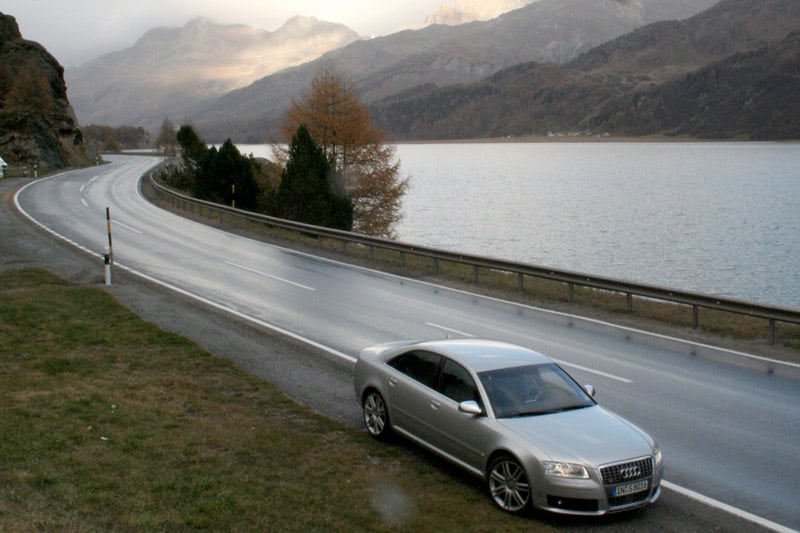 Audi S8 (1)