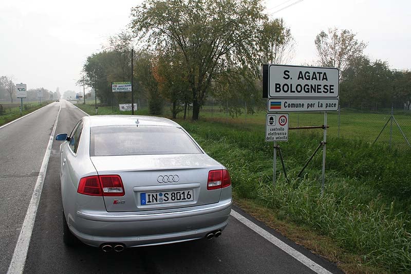Audi S8 (2)