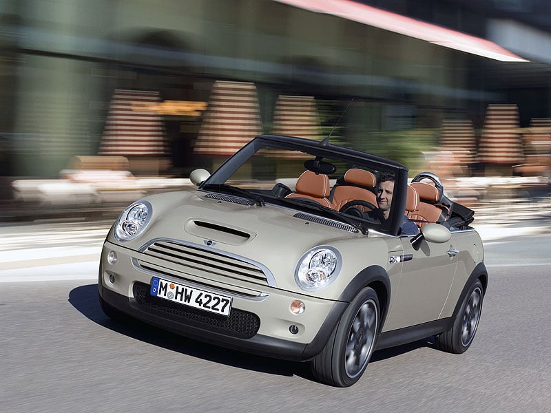 Deluxe 'Sidewalk' convertible from MINI