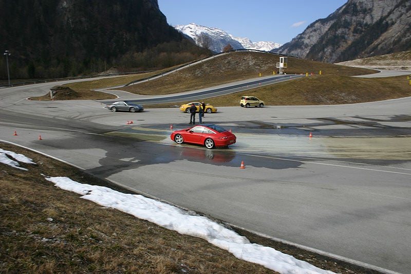 Porsche 911 Targa 4S Wintertraining