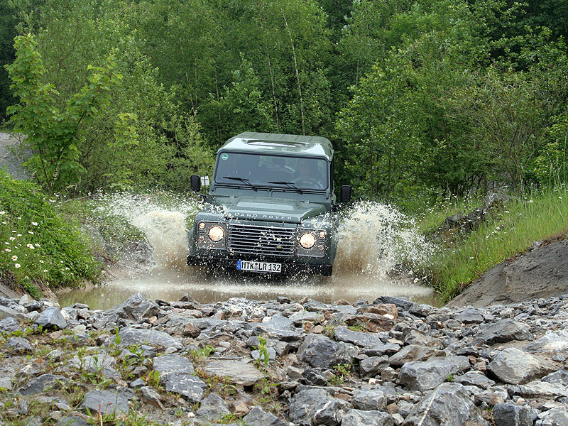 Land Rover Defender