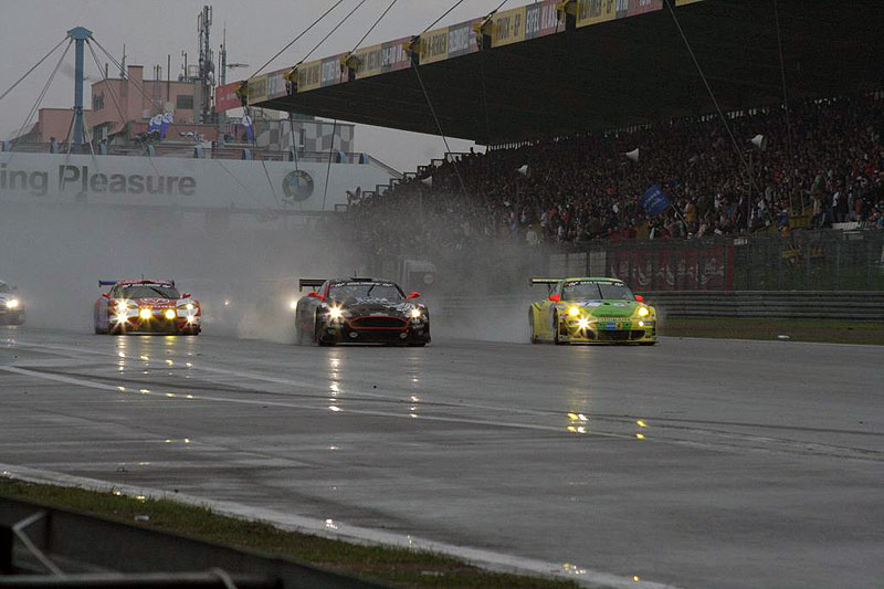 Höllenwetter am Nürburgring