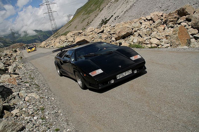 Lamborghini on the Rocks