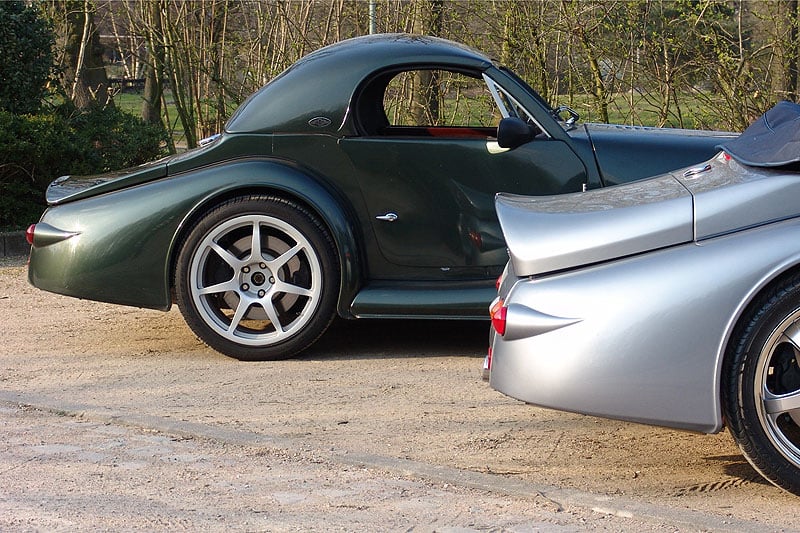 Morgan Aero 8 Development Car vs. Morgan Aero 8 Mk III