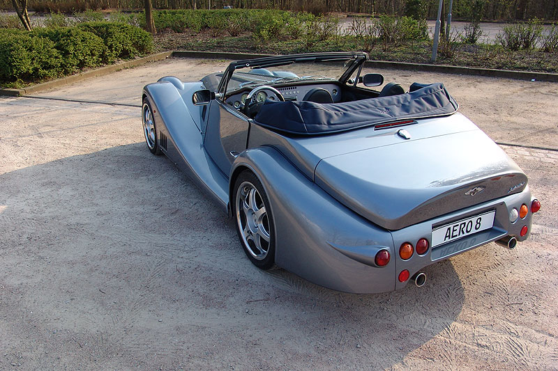 Morgan Aero 8 Development Car vs. Morgan Aero 8 Mk III