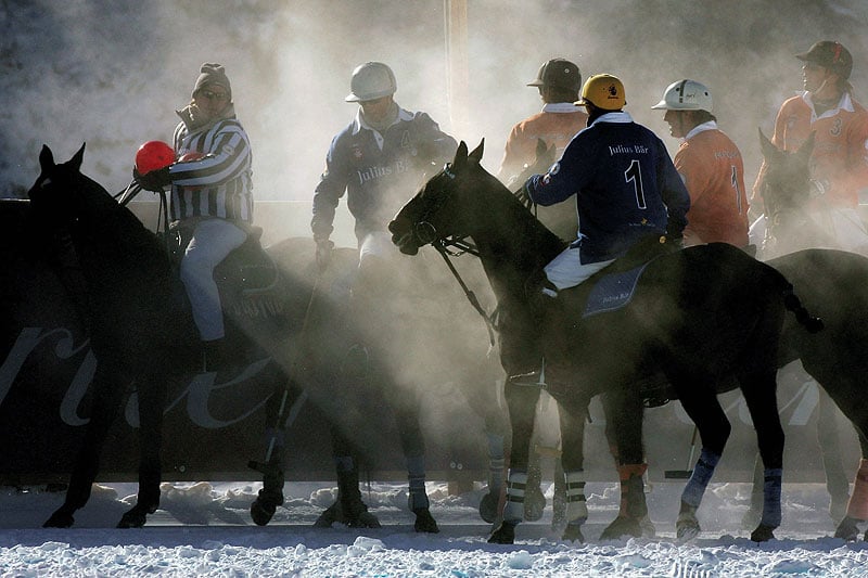 24. Cartier Polo World Cup on Snow: Polo in weiß